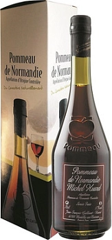 Кальвадос Michel Huard Pommeau de Normandie gift box  700 мл