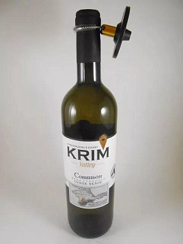 Вино столовое Совиньон  Крымская долина 750 мл