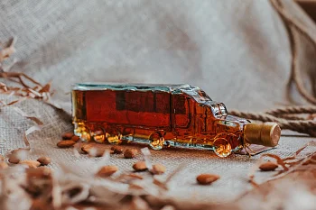 Коньяк  Прошянский Коньячный Завод   Автопоезд  в п/у  330 мл