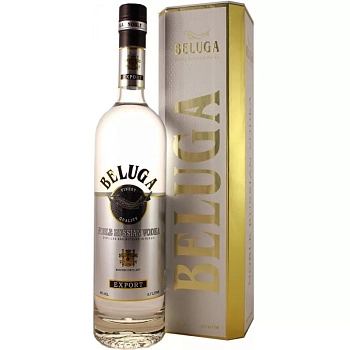 Водка Белуга Нобл в подарочной упаковке 700 мл
