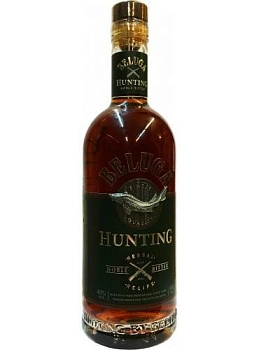 Ликер  Белуга Хантинг Травяной десертный 700 мл