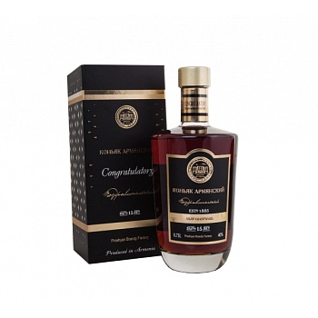Коньяк  Поздравительный  15 лет в п/у   750 мл
