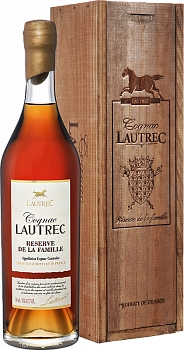 Коньяк Godet Cognac Lautrec Reserve de la famille wooden box 2012 700 мл