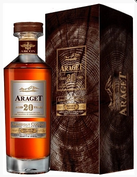 Коньяк Araget 20 Years Old gift box  500 мл
