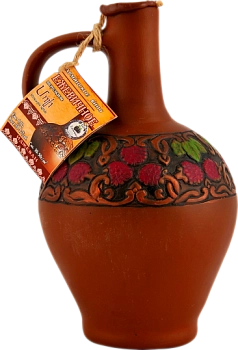 Вино Иджеван Ежевика полусладкое керамика  750 мл