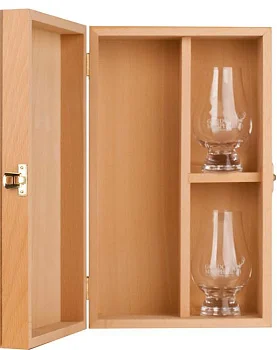 Подарочная упаковка Gordon & MacPhail Wooden box with 2 glasses for 1 bottles Гордон и Макфейл  Деревянный футляр с 2 бокалами под 1 бутылку