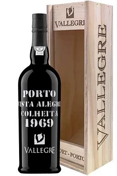 Портвейн Vista Alegre Сolheita деревянная упаковка 1970  750 мл 21%
