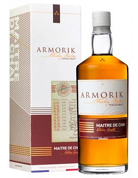 Виски Armorik Maitre De Chai gift box  700 мл 50%