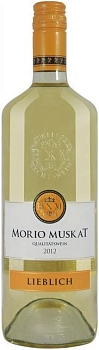 Вино Morio Muskat Lieblich Морио Мускат QbA белое полусладкое 750 мл