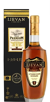 Коньяк Иджеван Премиум в подарочной упаковке 7 лет 500 мл