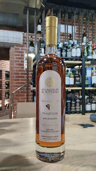 Вино десертное  Коктебель Драгоценности  Ркацители  500 мл  16%