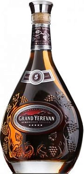 Коньяк Grand Yerevan gift in box  5 year  500 мл