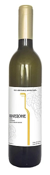 Вино столовое "Шардоне" белое п/сладкое 0,7