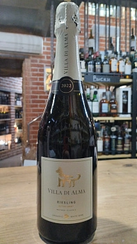 Игристое вино Вилла ди Альма Рислинг  Экстра брют   750 мл  12 %