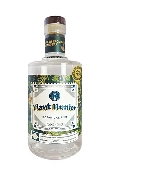 Напиток на основе рома Plant Hunter Botanical Rum  700 мл