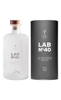 Водка  ЛАБ №40 700 мл в тубусе