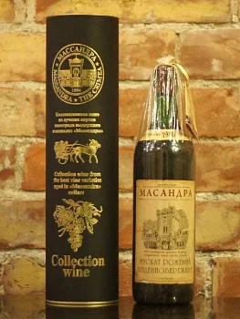 Вино коллекционное Массандра Мускат розовый Южнобережный  1988 700 мл