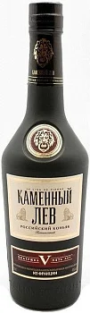 Российский коньяк пятилетний "Каменный лев" 0,5 л 40%