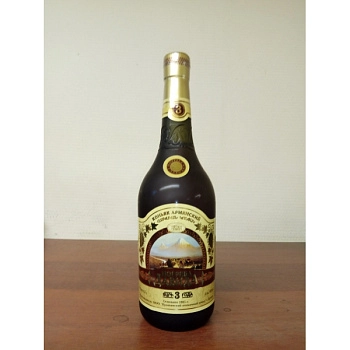 Коньяк  Погреба Давида   3 года   500 мл