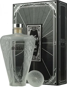 Водка Белуга Эпикур в подарочной коробке 750 мл