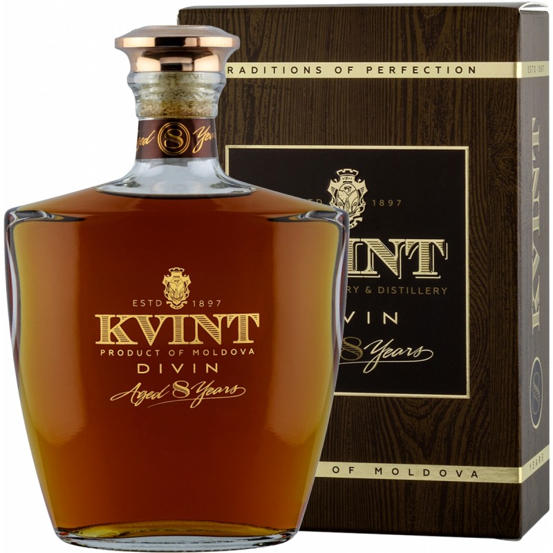 Коньяк  Kvint 8 Years Old gift box  500 мл