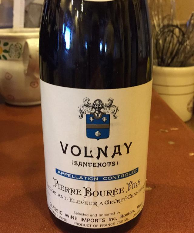 Вино Pierre Bouree Fils Volnay AOC  Пьер Бури Фис Вольнэ 2017 750 мл