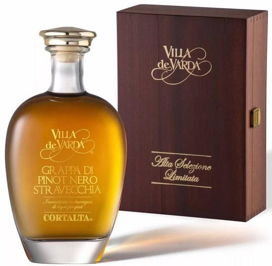 Граппа Villa de varda  Pinot Nero Cortalta Stravecchia gift box 0,7