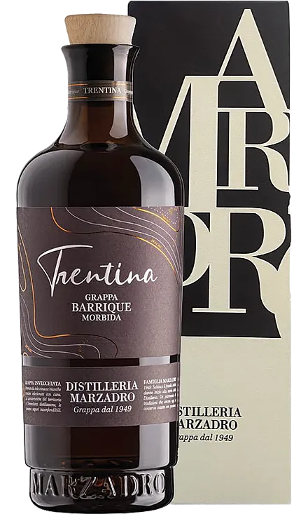 Граппа La Trentina Barrique Grappa Morbida gift box 700 мл