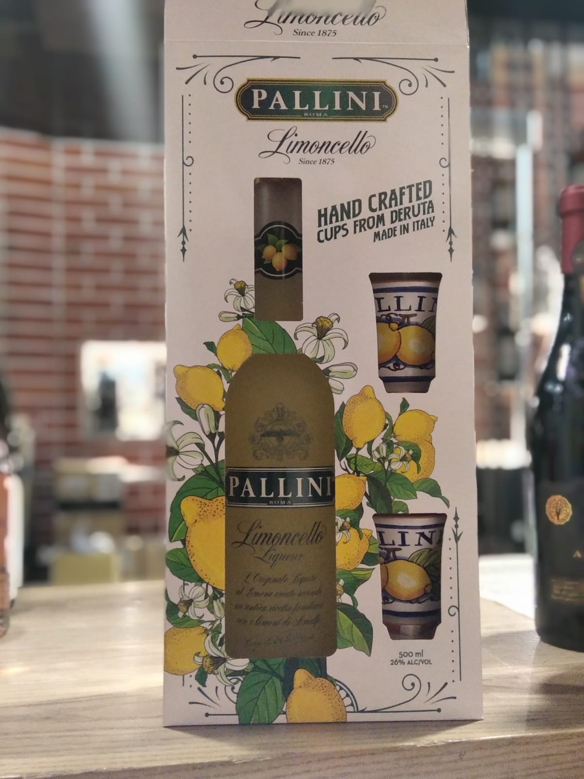 Ликер Pallini Limoncello gift box + 2 ceramic cups  500 мл