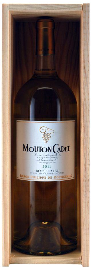 Вино "Mouton Cadet", Bordeaux AOC Blanc, gift box, "Мутон Каде" Бордо Блан, в п/у, 2011, 1.5 л