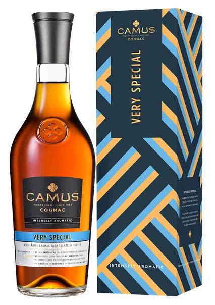 Коньяк Camus VS gift box   700 мл