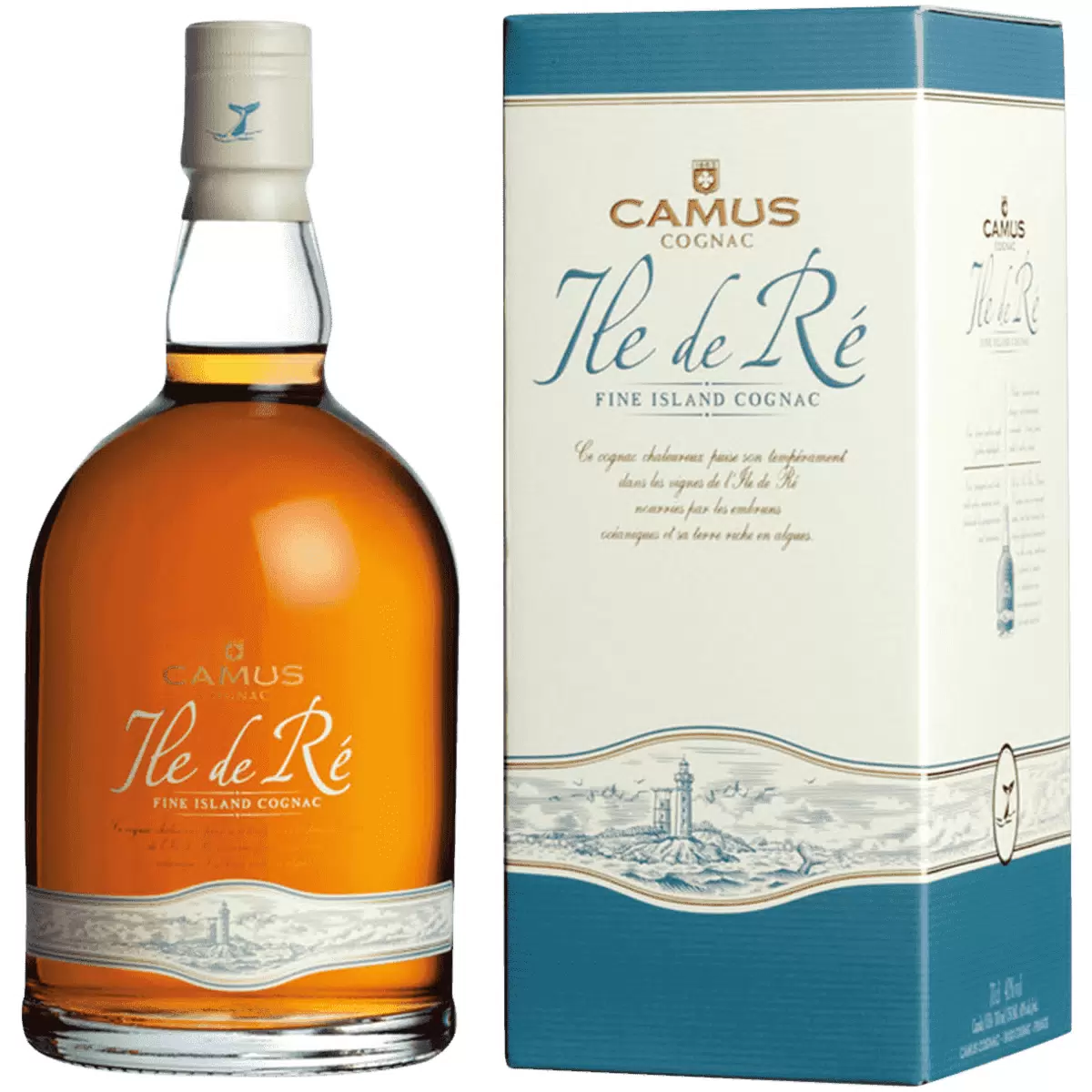 Коньяк Camus Ile de Re Fine Island  Камю иль де ре Файн Айланд в подарочной упаковке 700 мл