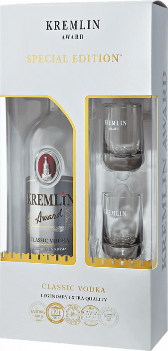 Набор Кремлин Эворд Классик в подарочной коробке с 2 стопками  Kremlin Award Classic gift box with 2 shorts 700 мл
