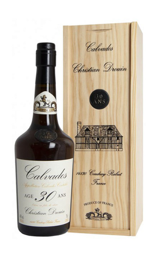 Кальвадос Christian Drouin  30 ans  gift box 700 мл