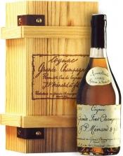 Коньяк Menard Ancestrale  Reserve de Famille wooden box   700 мл