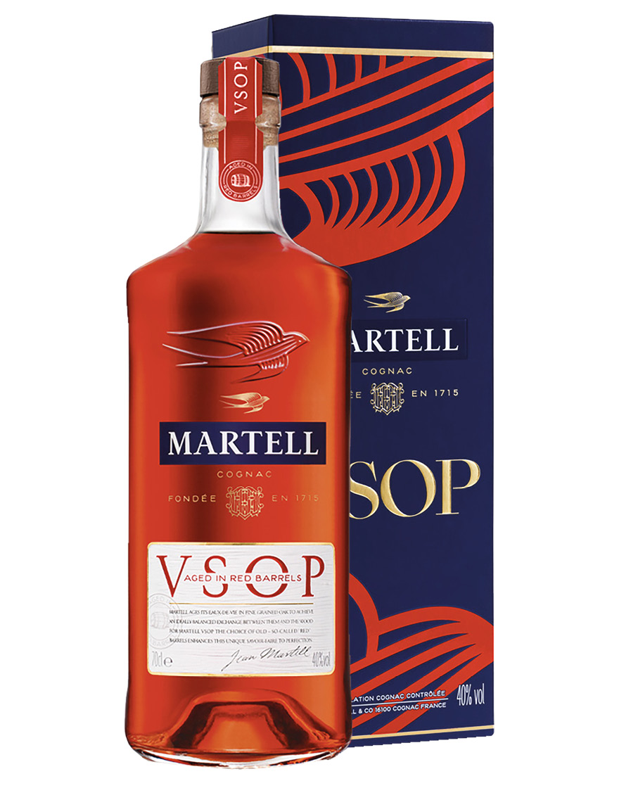 Коньяк Martell VSOP Aged in Red Barrels gift box   700 мл