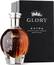 Коньяк Leyrat Extra in decanter Glory wooden box  700 мл