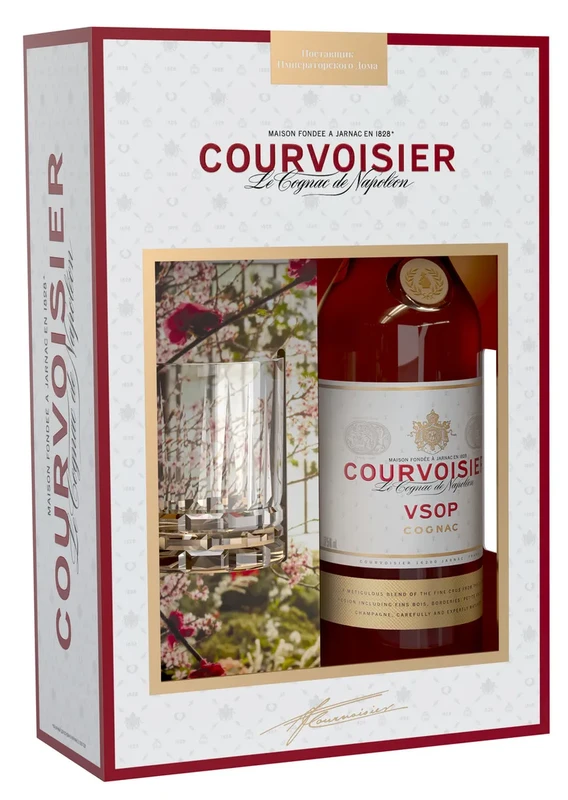 Коньяк Courvoisier VSOP gift box with 1 glass  700 мл