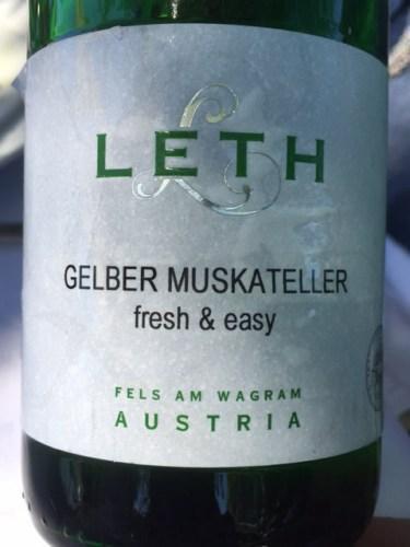 Вино  Leth Fresh & Easy Gelber Muskateller  Лет Гельбер Мускателлер Фреш энд Изи Нижняя Австрия 2017 750 мл
