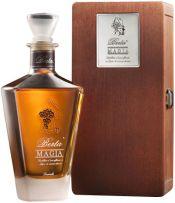 Граппа Berta Grappa  gift box Magia   2010 700 мл