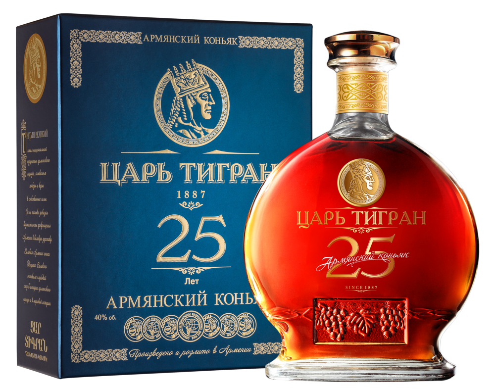 Коньяк Cognac Tsar Tigran 25 YO Gift Box  700 мл
