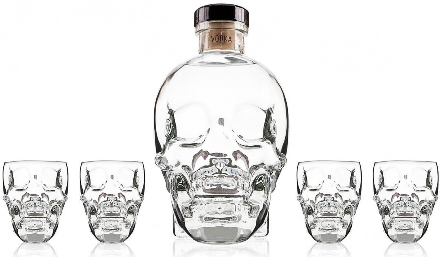 Набор Crystal Head gift box with 4 shots Кристал Хэд в подарочной коробке с четырьмя шотами  700 мл