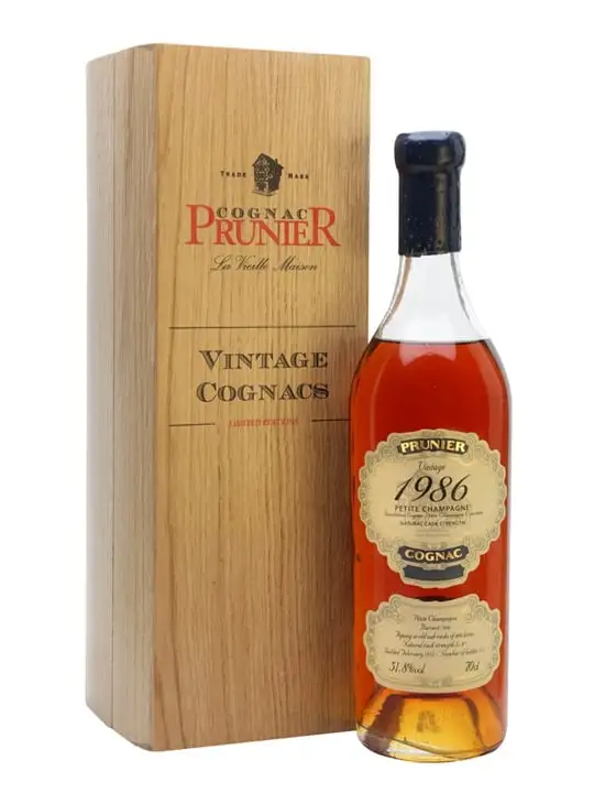 Коньяк  Prunier  Petite Champagne AOC gift box   1986 700 мл  51,8 %