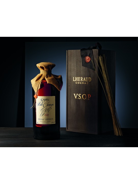 Коньяк Lheraud Cognac VSOP with box 5000 мл