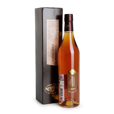 Коньяк Pierre Croizet VSOP gift box 350 мл