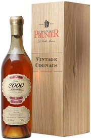 Коньяк  Prunier  Borderies AOC  gift box  2000 700 мл