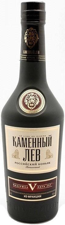 Российский коньяк пятилетний "Каменный лев" 0,7 л 40%