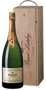 Игристое вино Bouvet Ladubay, "Tresor" Brut, Saumur  Буве Ладюбе, "Трезор" Брют 2013 в п/у дерево  1500  мл