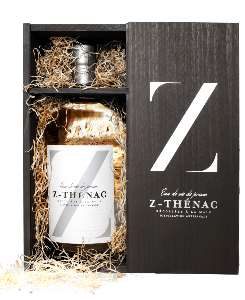 Водка  Z-Thenac Blanche  Z-Thenac Blanche in wooden box   4500  мл