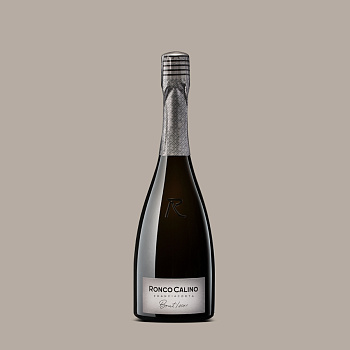 Игристое вино  Ronco Calino Franciacorta Brut Millesimato 2017  750  мл  12,5%